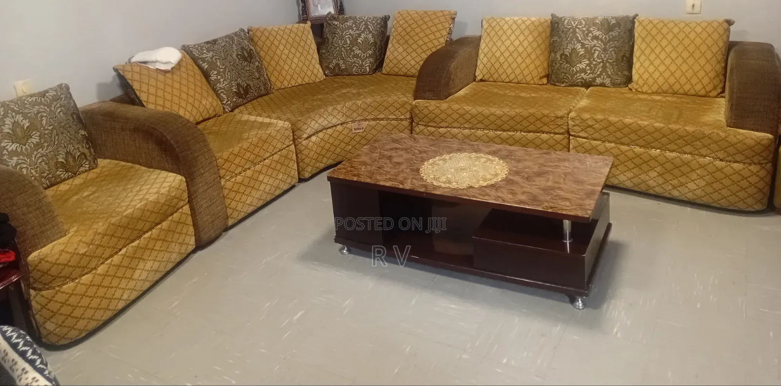 Solina Sofa