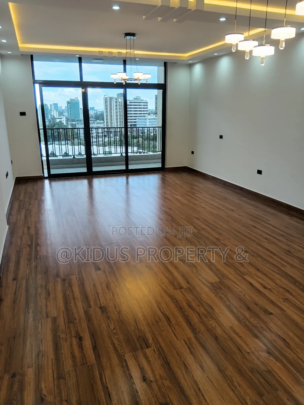 3bdrm Apartment in Africa Union (Au), Nifas Silk-Lafto for rent