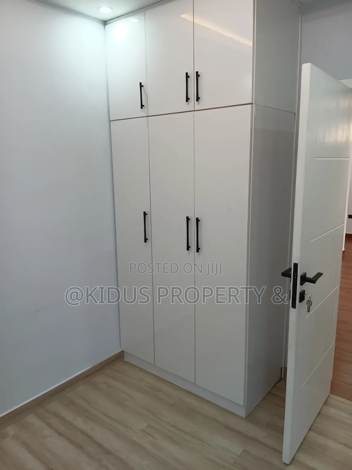3bdrm Apartment in Africa Union (Au), Nifas Silk-Lafto for rent