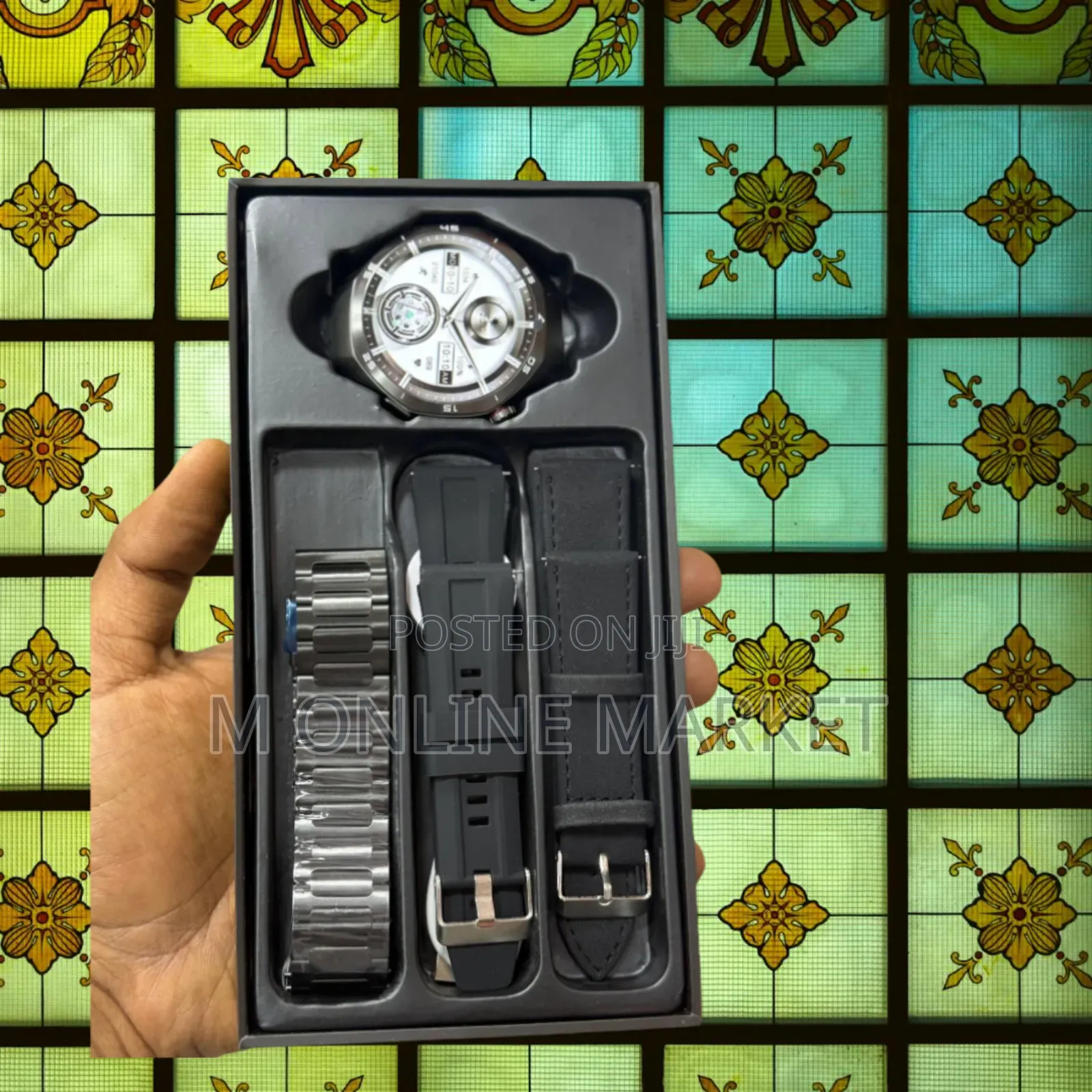 Experience Amoled Brilliance in Every Glance