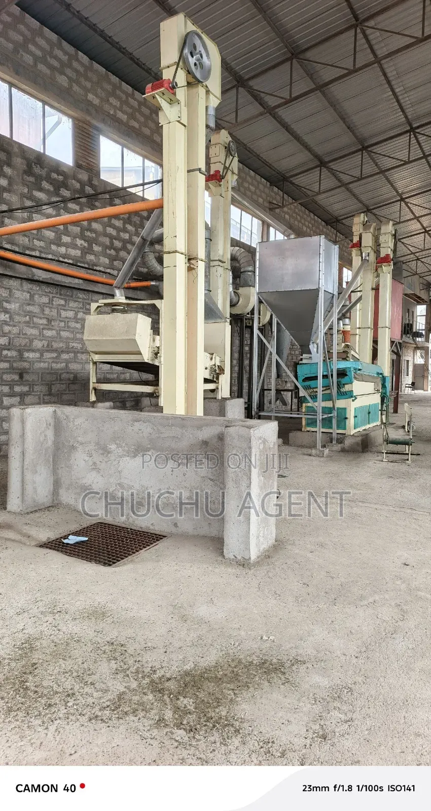 Warehouse Rent With Machines