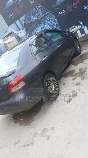 Toyota Yaris 2010 Black