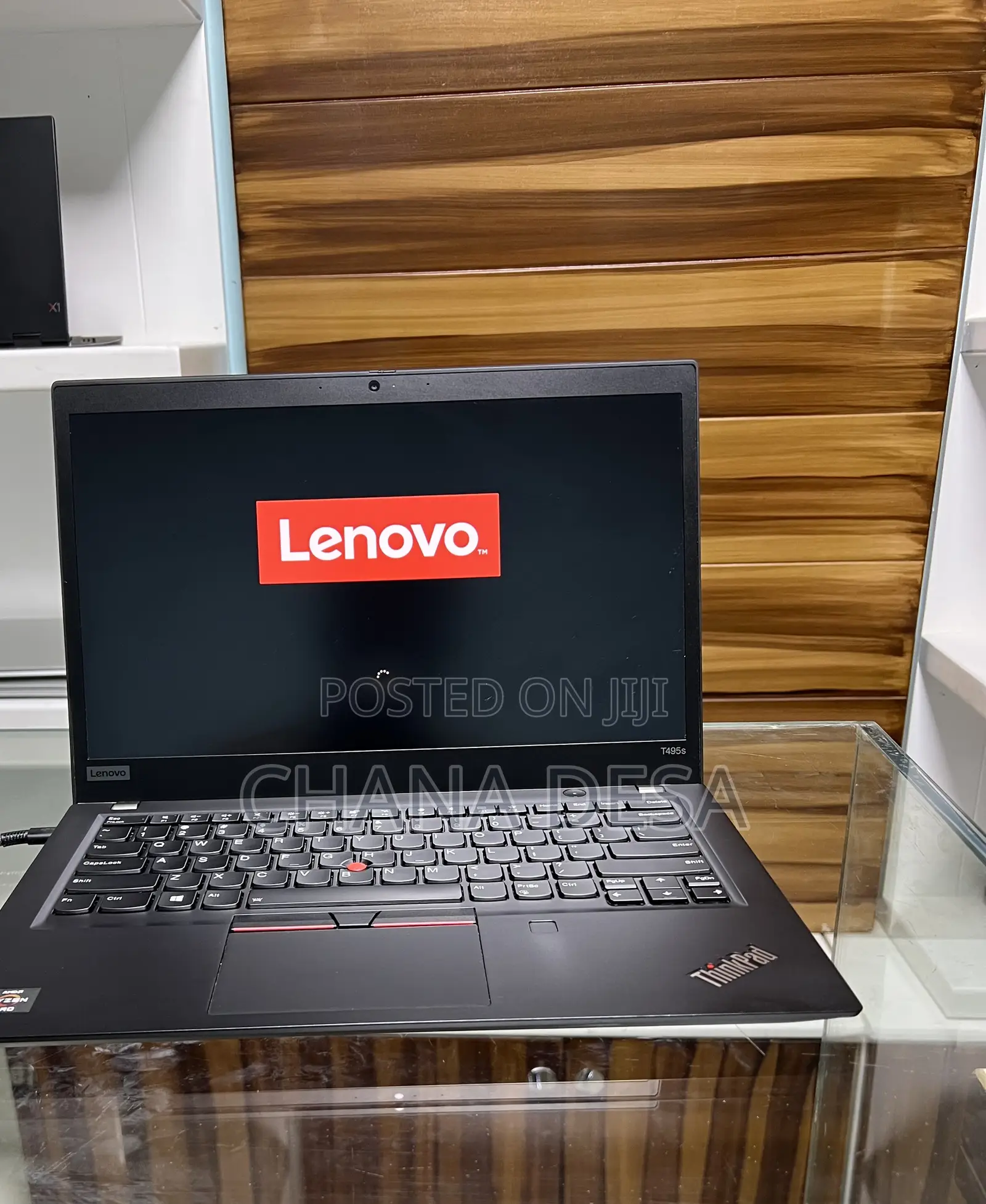 New Laptop Lenovo ThinkPad t495s 16GB AMD Ryzen 7 SSD 512GB