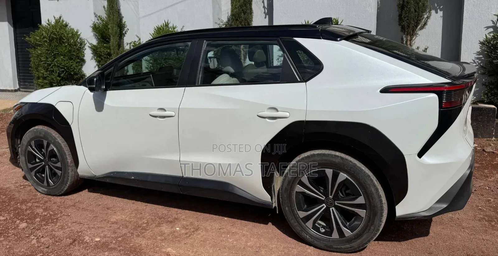 Toyota bZ4X 2023 White
