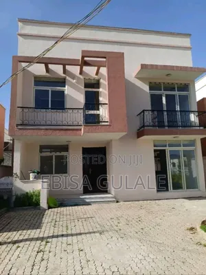 Furnished 6bdrm Farm House in Ccd Real State, Yeka for sale