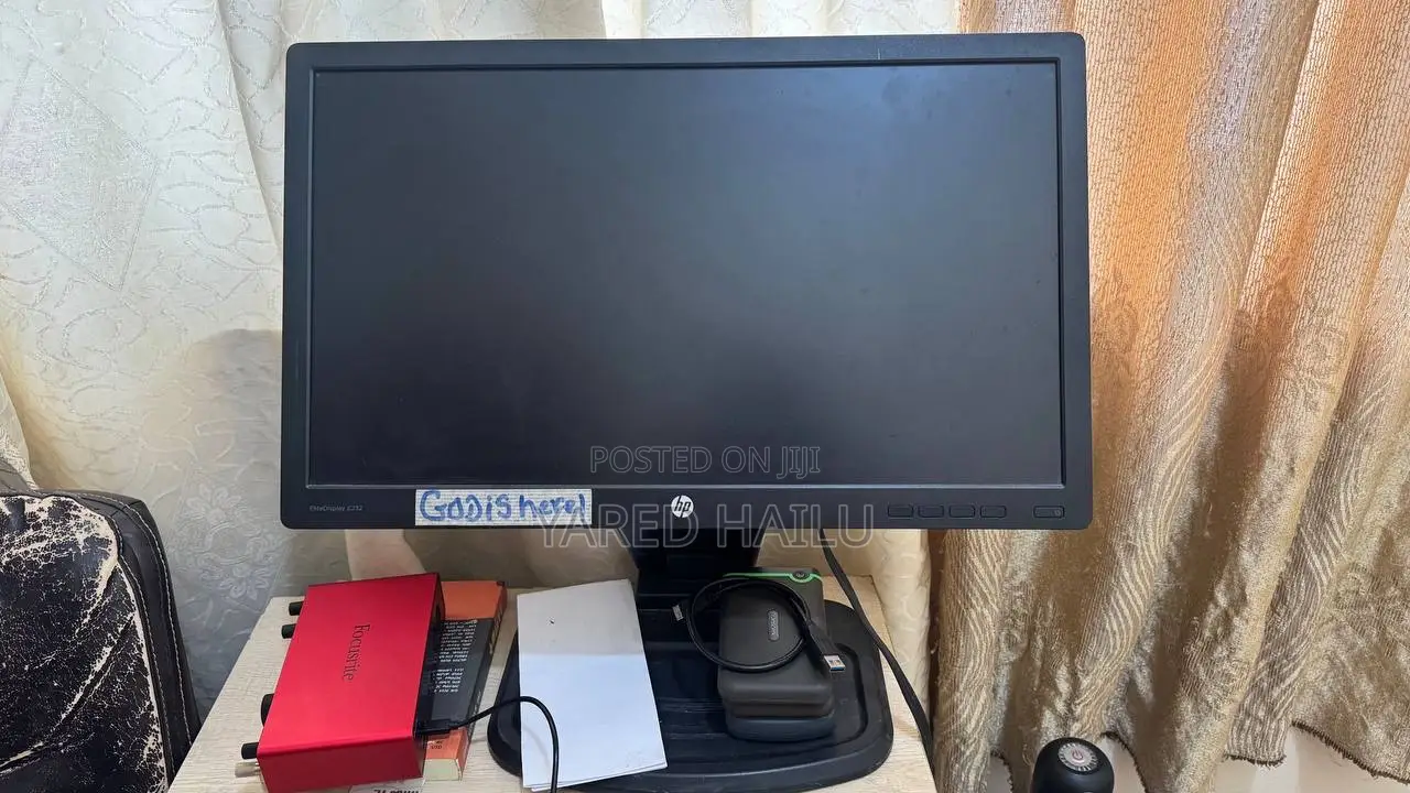 Desktop Computer Dell OptiPlex 7040 8GB Intel Core i5 SSD 500GB