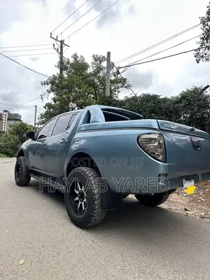 Mitsubishi L200 Double Cab 2.5 136hp 4WD 2008 Blue