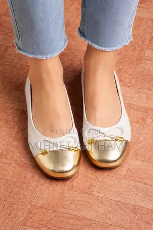 Elegant Flat Shoes for Women