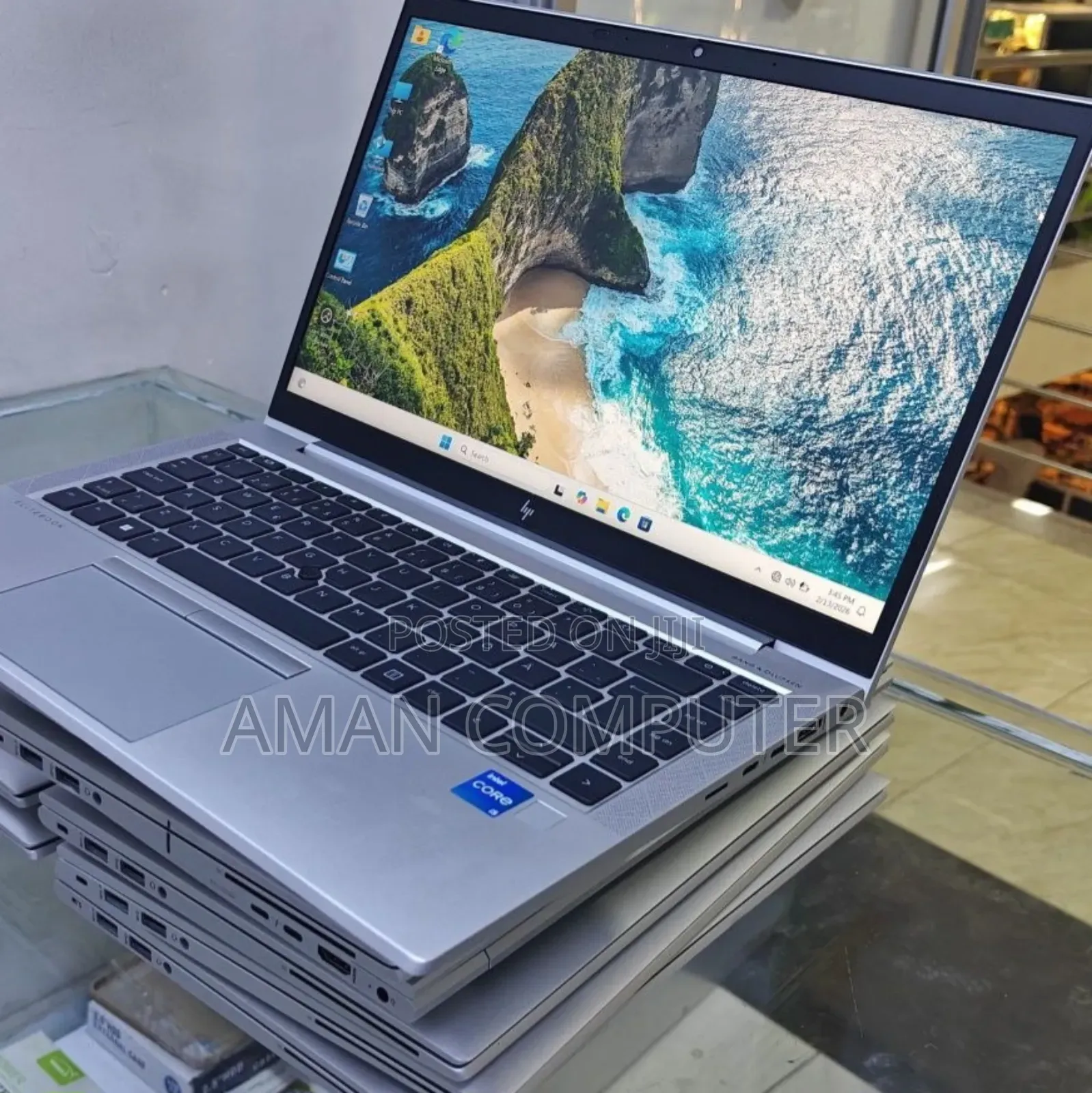 New Laptop HP EliteBook 830 G8 16GB Intel Core i5 SSD 512GB