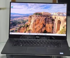 New Laptop Dell Precision 5520 16GB Intel Core i7 SSD 512GB