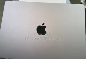 New Laptop Apple MacBook Pro M1 16GB Intel Core i5 SSD 512GB