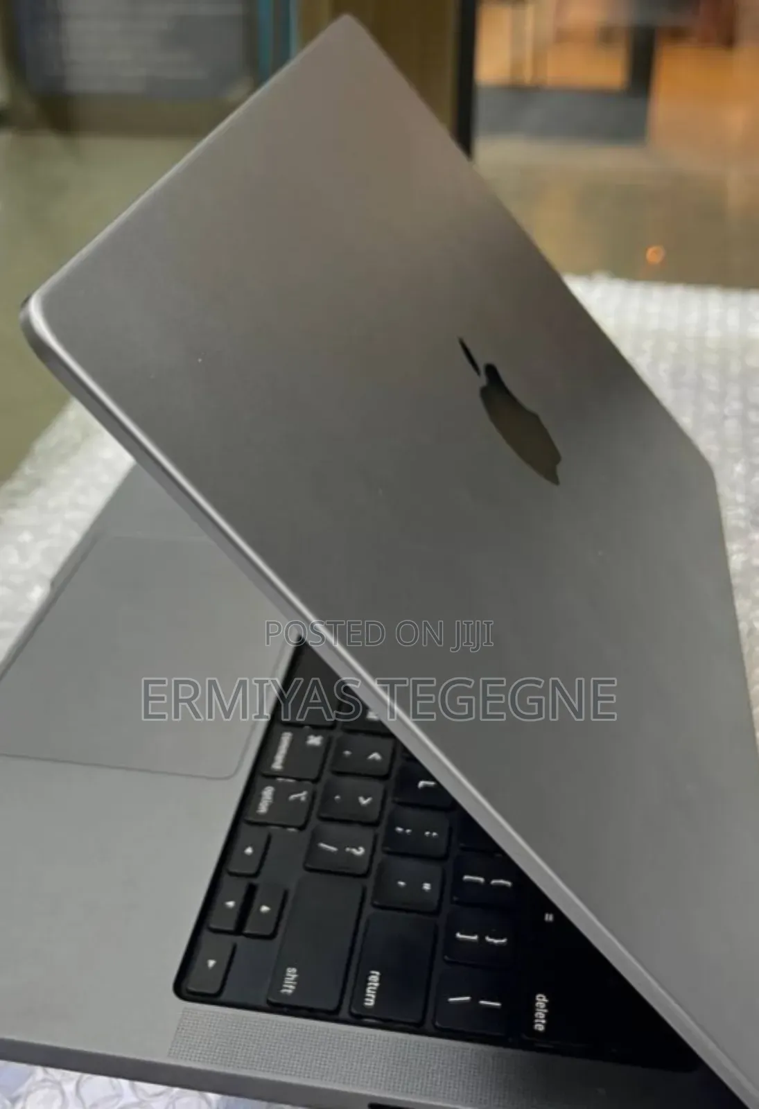 New Laptop Apple MacBook Pro M1 16GB Intel Core i5 SSD 512GB