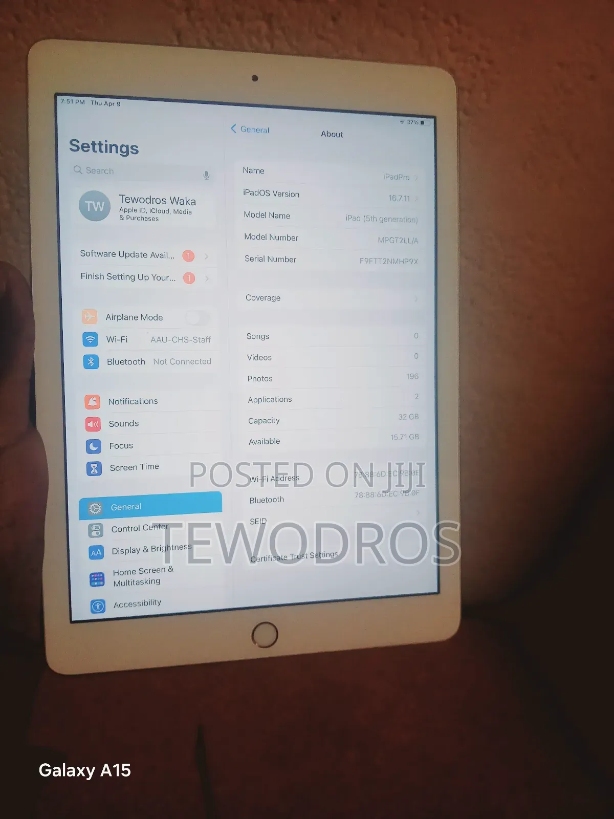 Apple iPad 5 (2022) 32 GB Pink