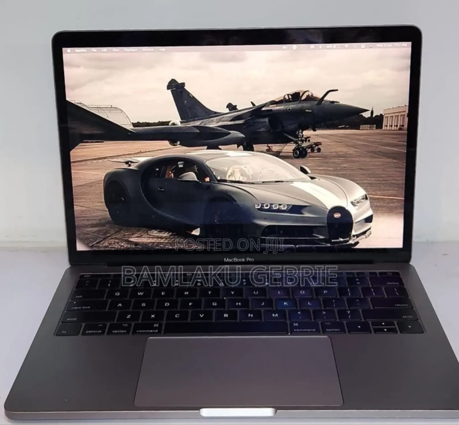 New Laptop Apple MacBook Pro 2017 8GB Intel Core i5 SSD 256GB