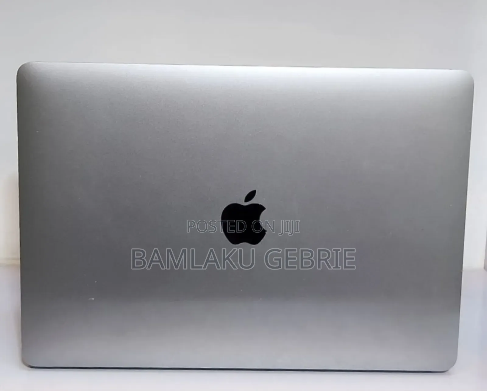 New Laptop Apple MacBook Pro 2017 8GB Intel Core i5 SSD 256GB