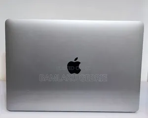 New Laptop Apple MacBook Pro 2017 8GB Intel Core i5 SSD 256GB