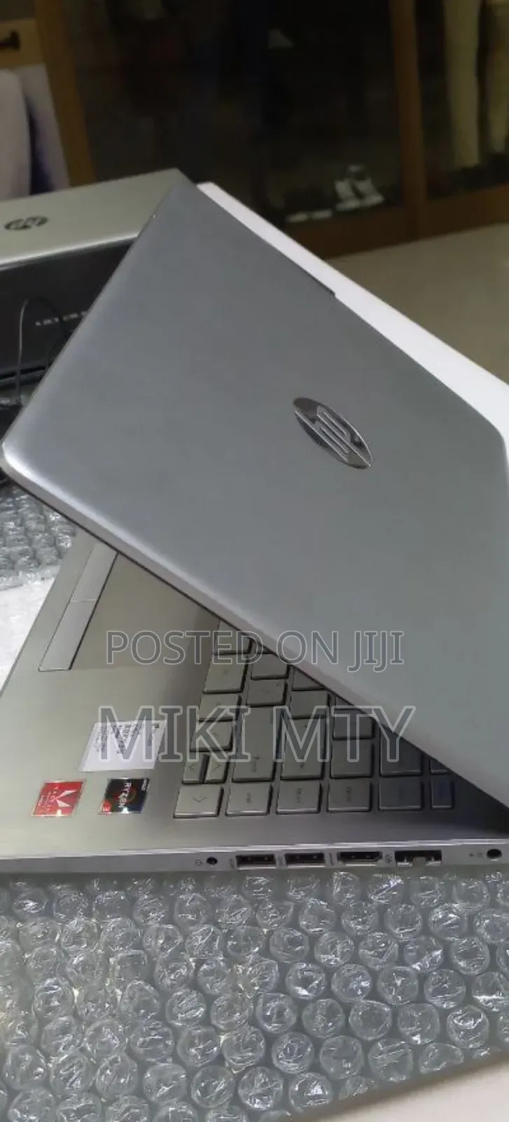 New Laptop HP Stream Notebook 8GB AMD Ryzen 5 SSD 512GB