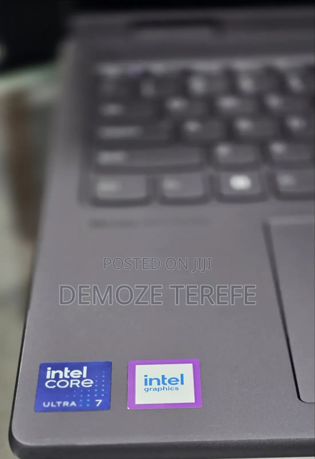 New Laptop Lenovo Yoga 7i 16GB Intel Core Ultra 7 SSD 512GB