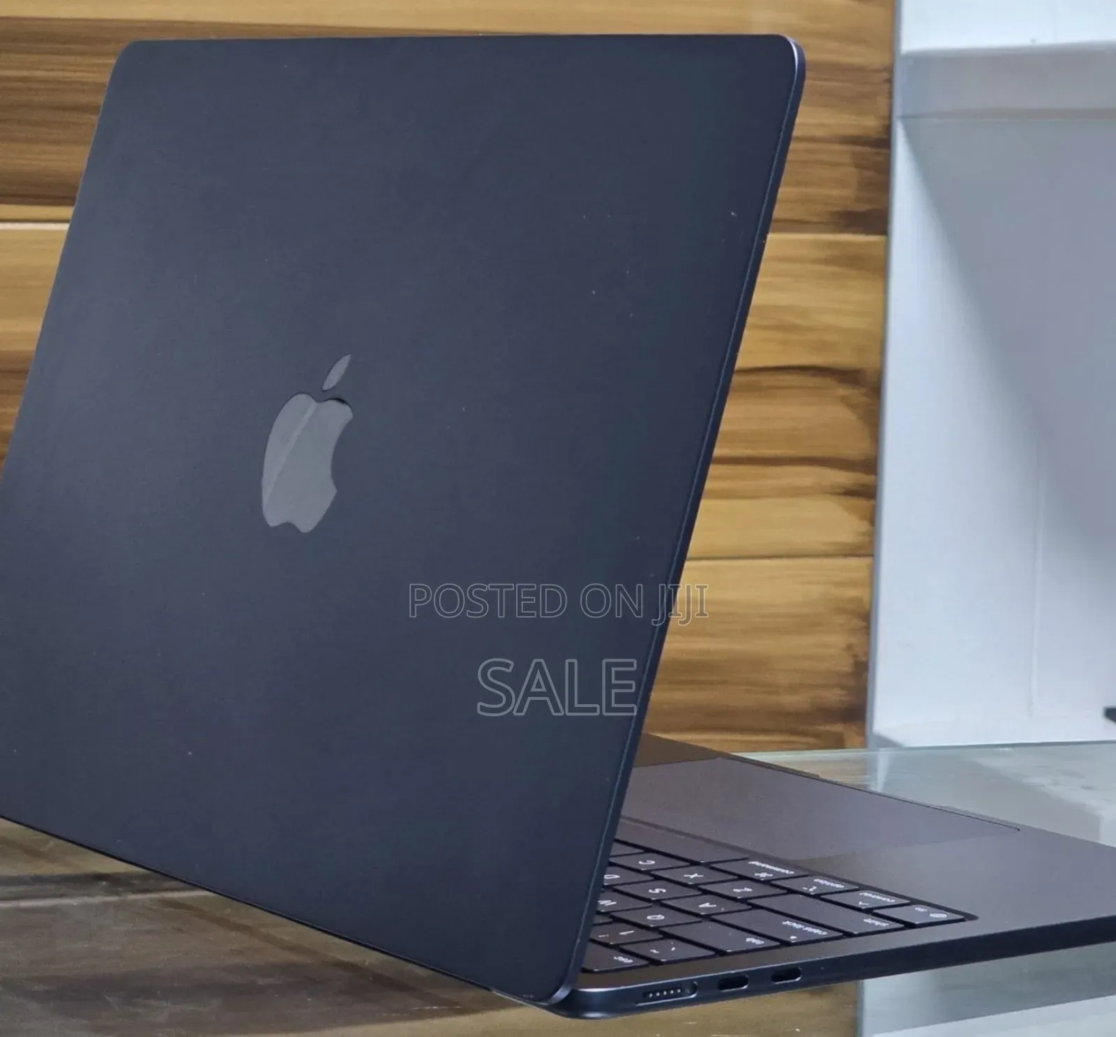 New Laptop Apple MacBook Pro 2019 16GB Apple M4 SSD 256GB