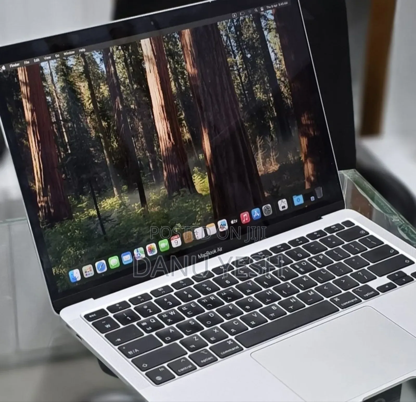 New Laptop Apple MacBook Air 2020 M1 8GB Apple M1 SSD 512GB