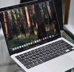 New Laptop Apple MacBook Air 2020 M1 8GB Apple M1 SSD 512GB