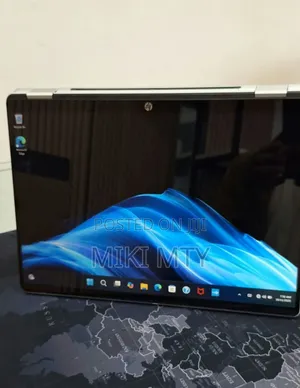 New Laptop HP OmniBook 5 Flip 16GB Intel Core i7 SSD 512GB