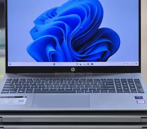 New Laptop HP 8GB Intel Core Ultra 5 SSD 512GB