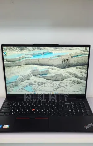 New Laptop Lenovo ThinkPad Yoga 16GB Intel Core i5 SSD 512GB