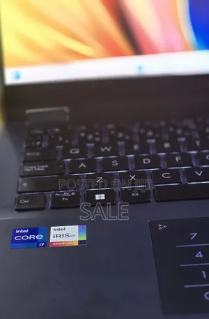 New Laptop Asus VivoBook 15 X505BA 16GB Intel Core i7 SSD 512GB
