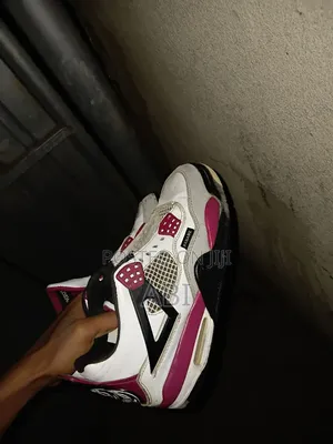 Air Jordan 4 Retro PSG