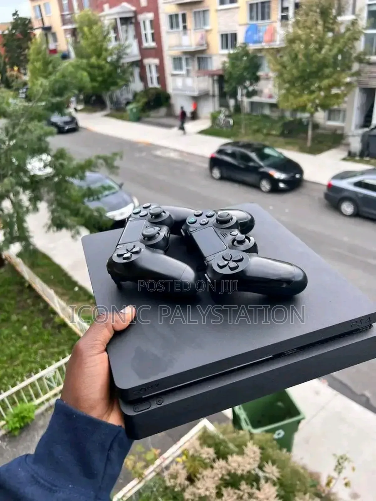 Iconic Playstation Ps4 With Original Joystiks Jealbeark Update