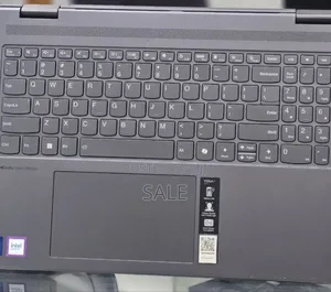New Laptop Lenovo Yoga 7i 16GB Intel Core Ultra 7 SSD 512GB