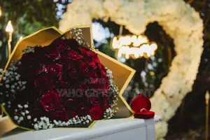Engagement Decore