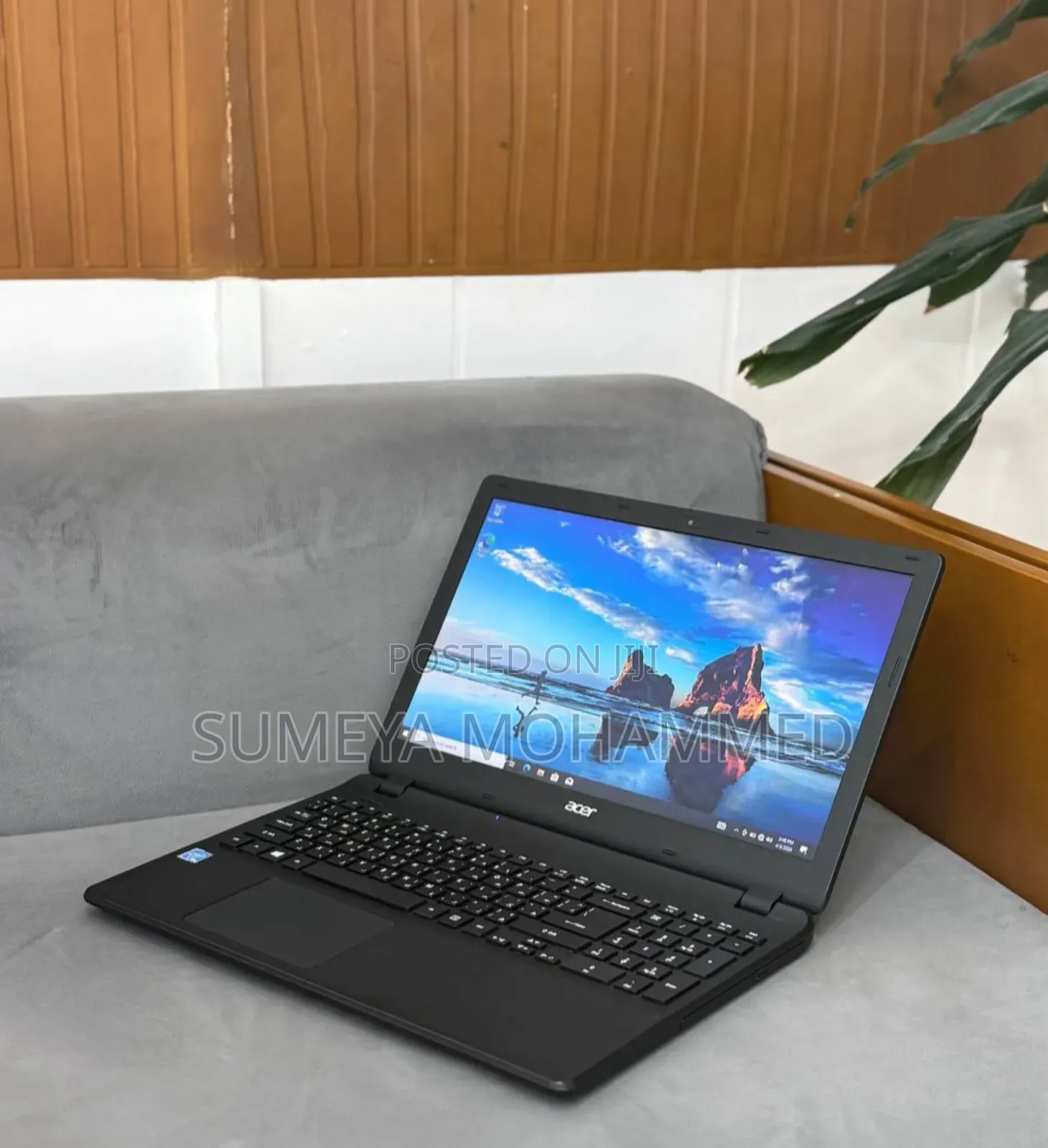 Laptop Acer AS5755 4GB Intel Celeron HDD 500GB