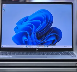 New Laptop HP Pavilion 15 8GB Intel Core Ultra 5 SSD 512GB
