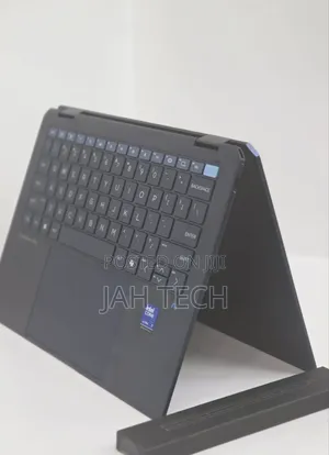 New Laptop HP OmniBook Ultra Flip 14" 32GB Intel Core Ultra 7 SSD 1T