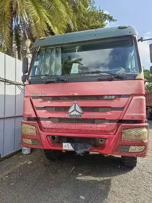 Sinotruk Howo 2017 Red