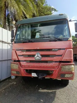 Sinotruk Howo 2017 Red