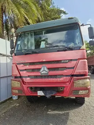Sinotruk Howo 2017 Red