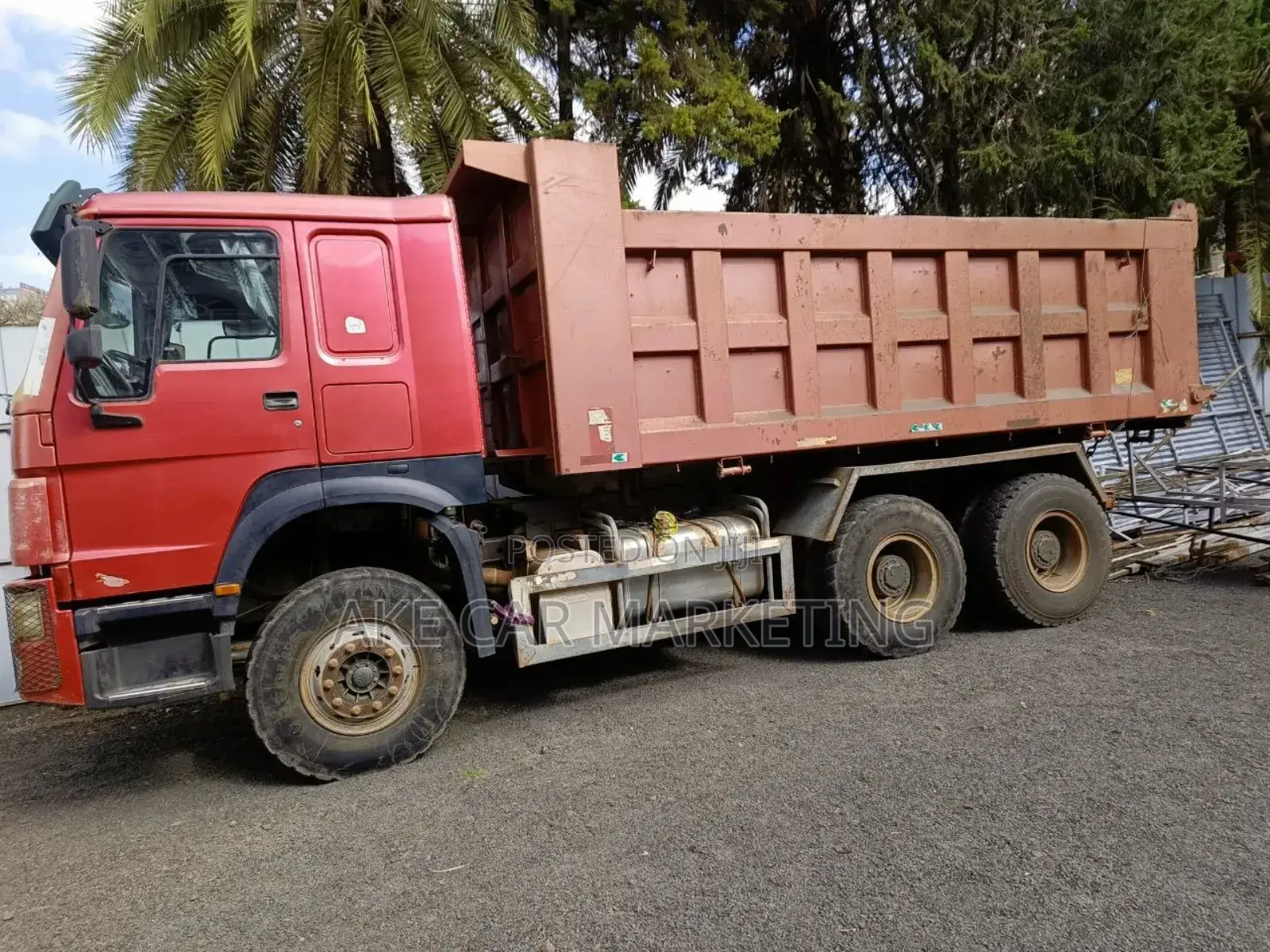 Sinotruk Howo 2017 Red