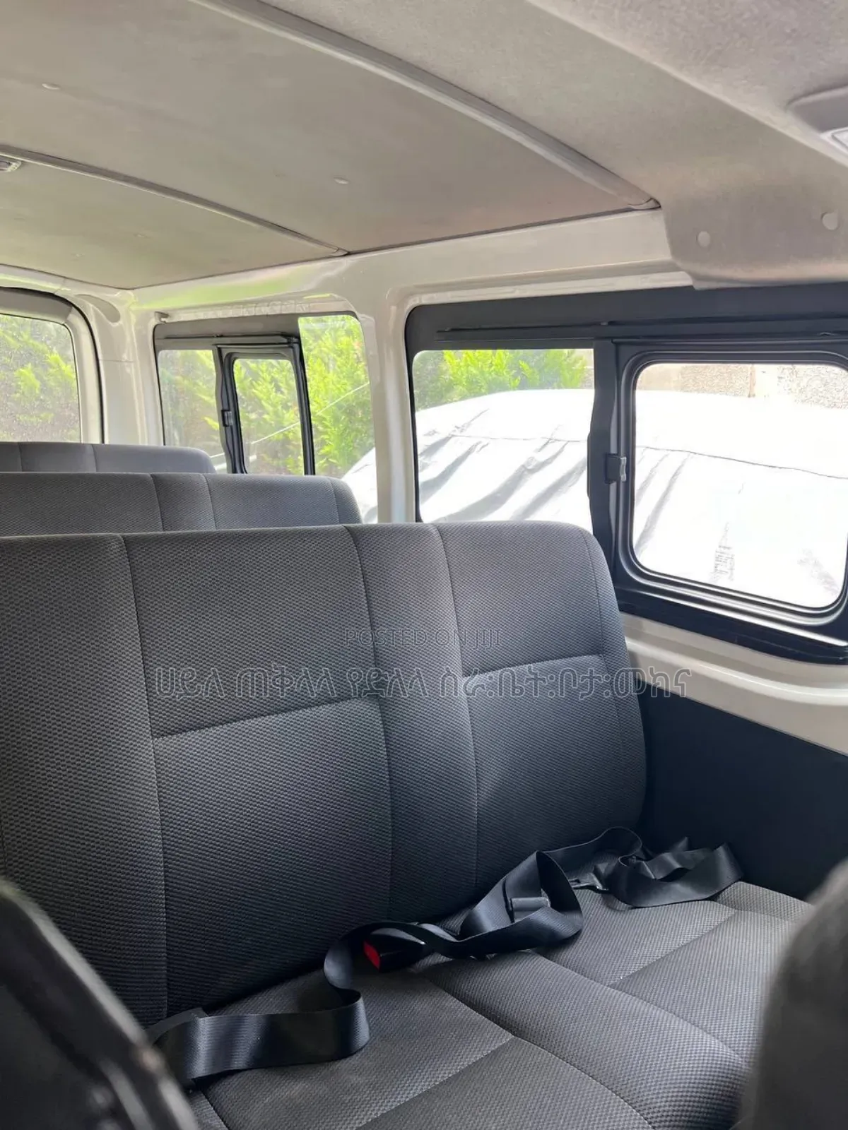 Toyota HiAce 2014 White