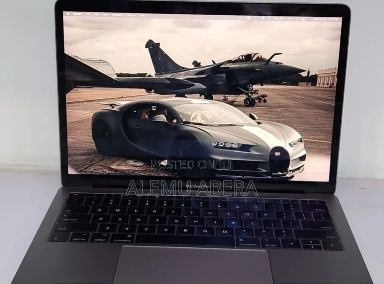 New Laptop Apple MacBook Pro 2017 8GB Intel Core i5 SSD 256GB
