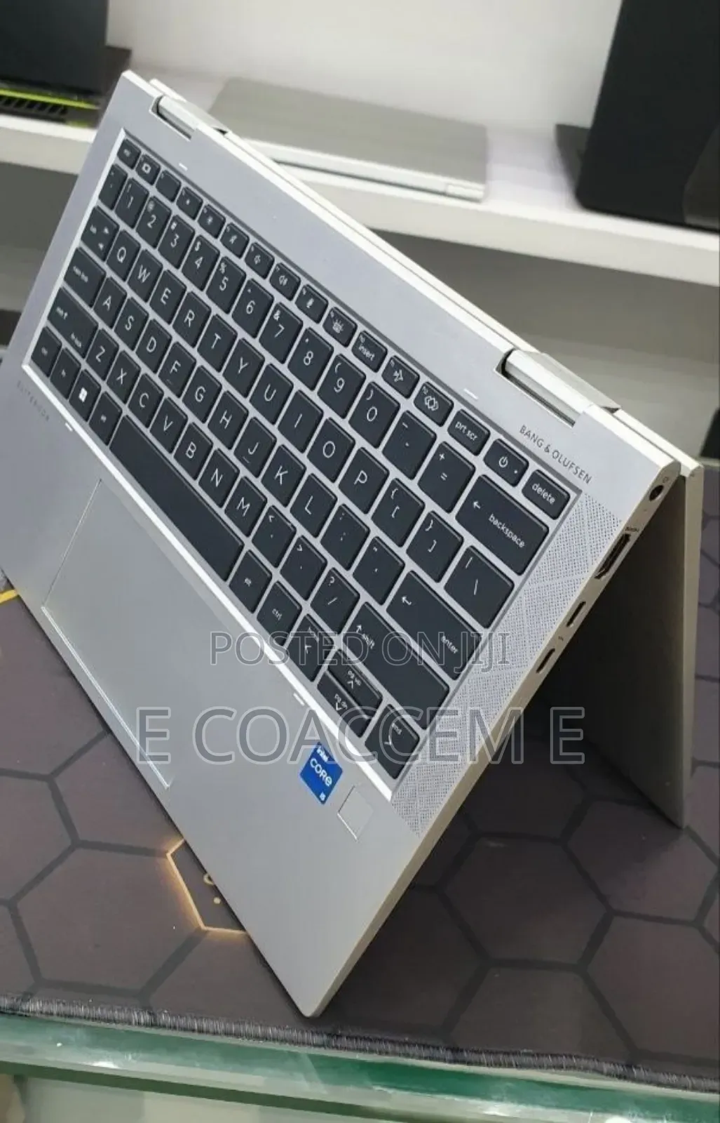 New Laptop HP EliteBook 830 16GB Intel SSD 512GB