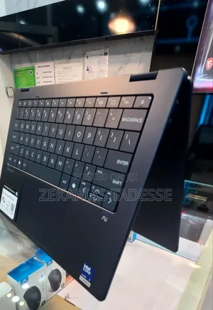 New Laptop HP OmniBook X Flip 14" 16GB Intel Core Ultra 7 SSD 1T