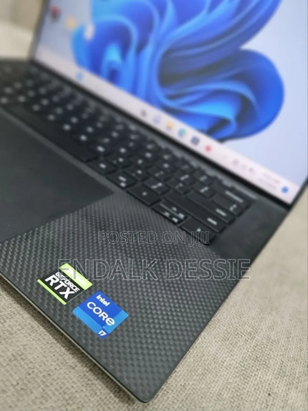 New Laptop Dell XPS 15 9530 16GB Intel Core i7 SSD 1T