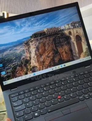 New Laptop Lenovo ThinkPad T14s G4 16GB Intel Core i7 SSD 512GB