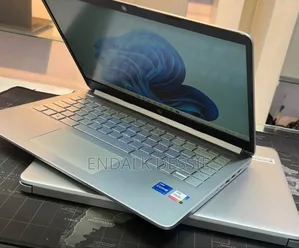 New Laptop HP 16GB Intel Core i5 SSD 512GB