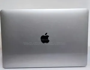 New Laptop Apple MacBook Pro 2017 8GB Intel Core i5 SSD 256GB