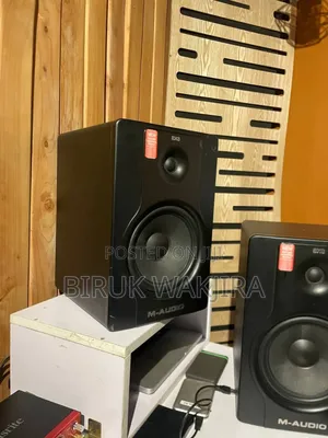 Bx8 Studio Monitor