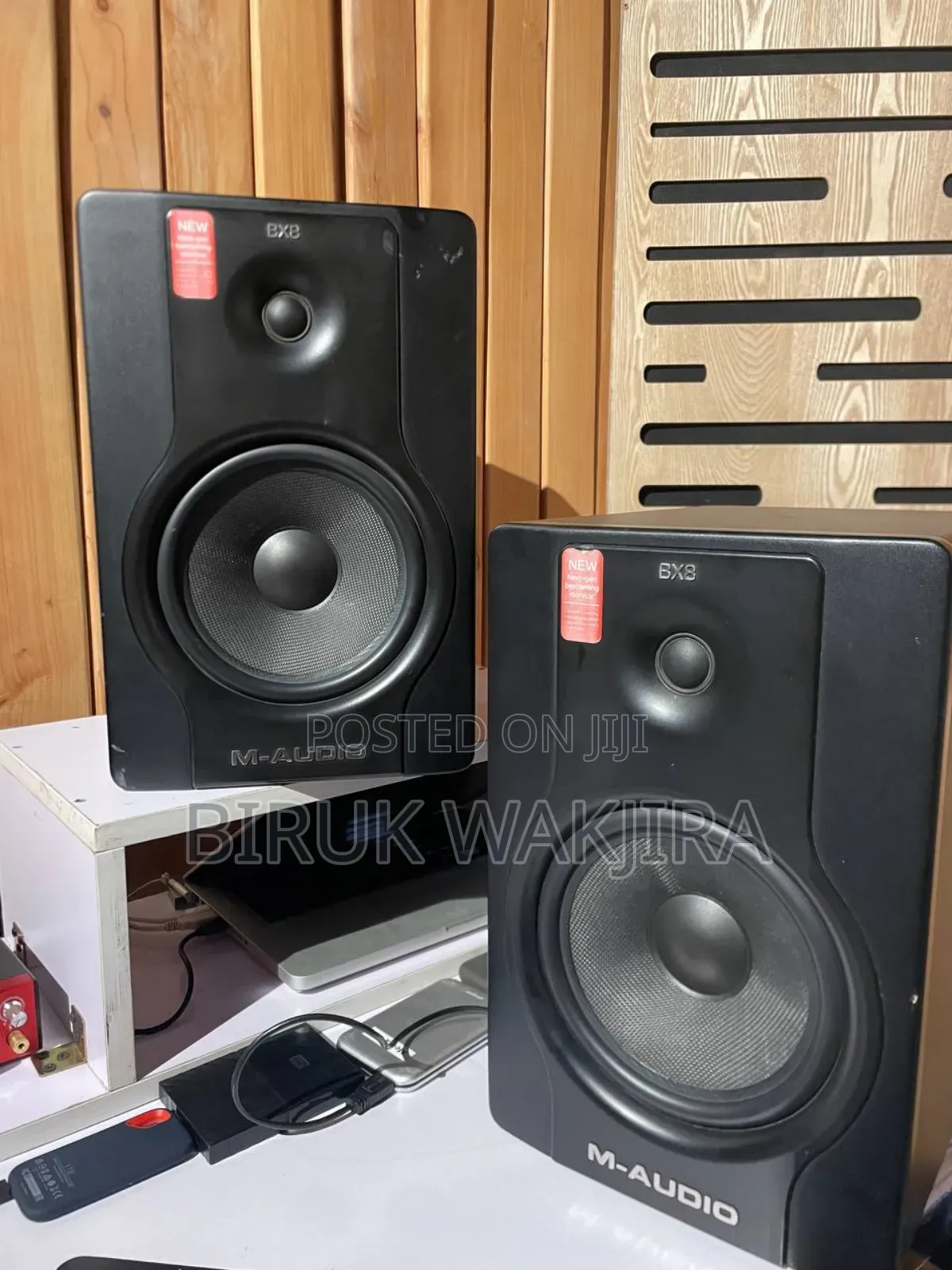 Bx8 Studio Monitor